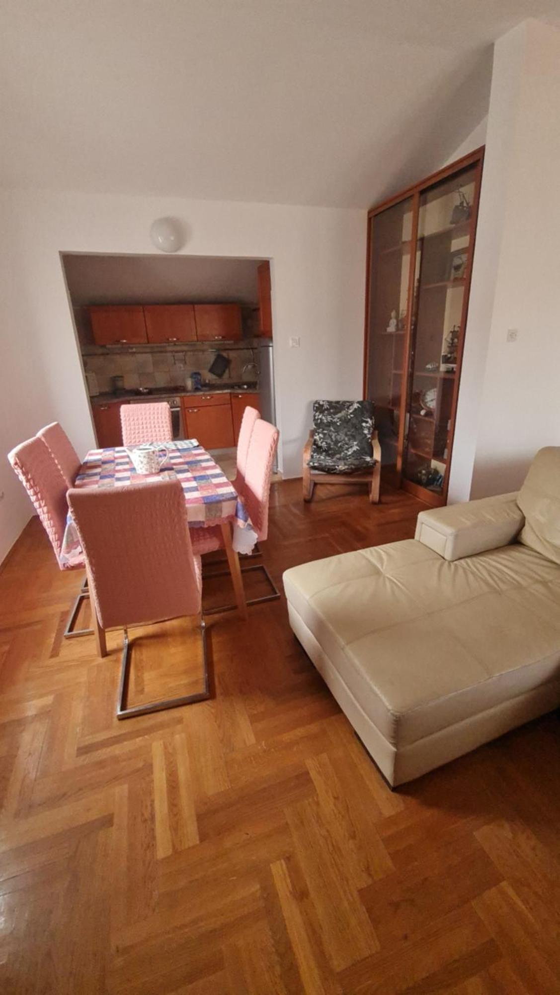 Nerina Apartment Petrovac Bagian luar foto