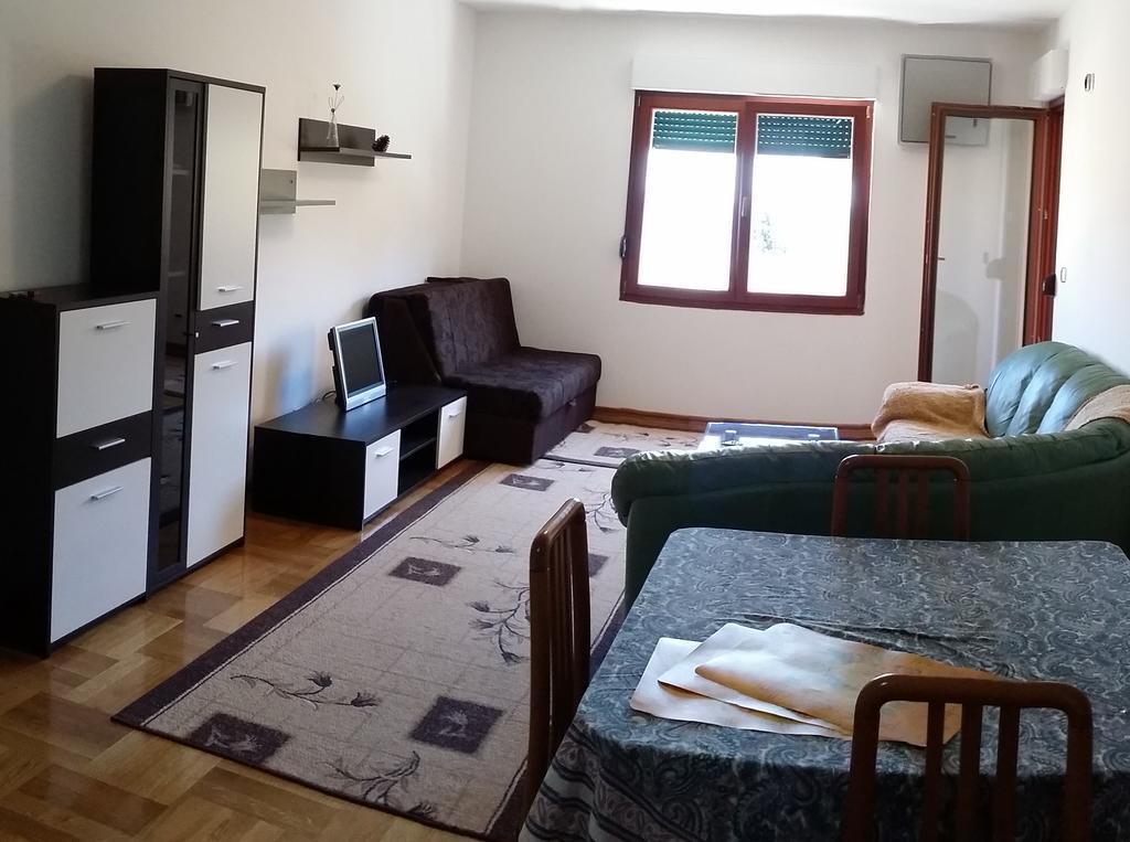 Nerina Apartment Petrovac Ruang foto