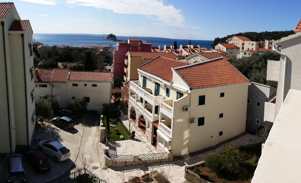 Nerina Apartment Petrovac Bagian luar foto