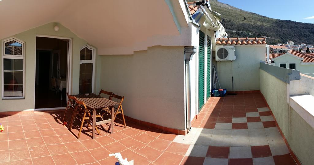 Nerina Apartment Petrovac Bagian luar foto