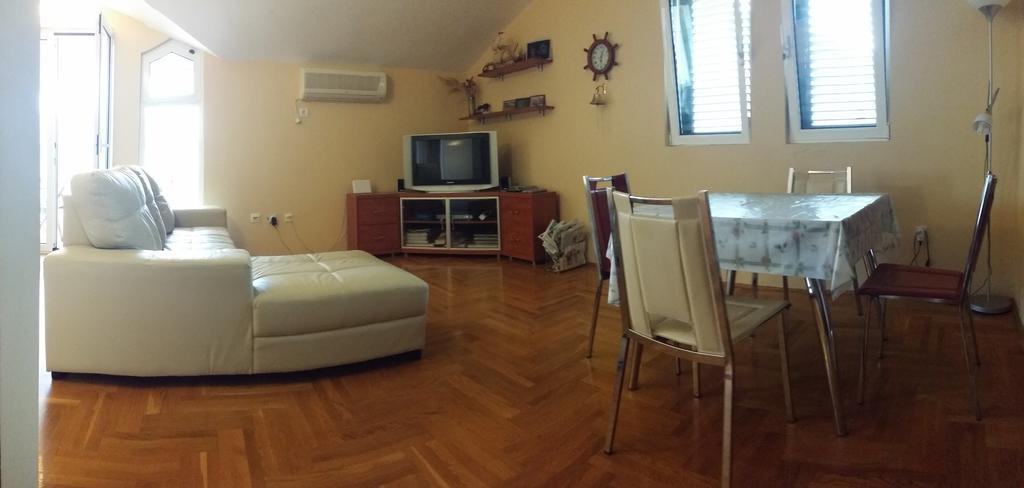 Nerina Apartment Petrovac Bagian luar foto