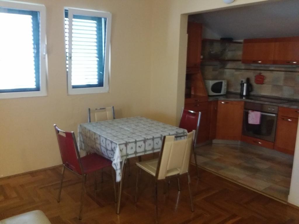 Nerina Apartment Petrovac Bagian luar foto